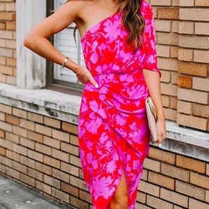 Mayradress One shoulder Tulip Hem Printed Dress